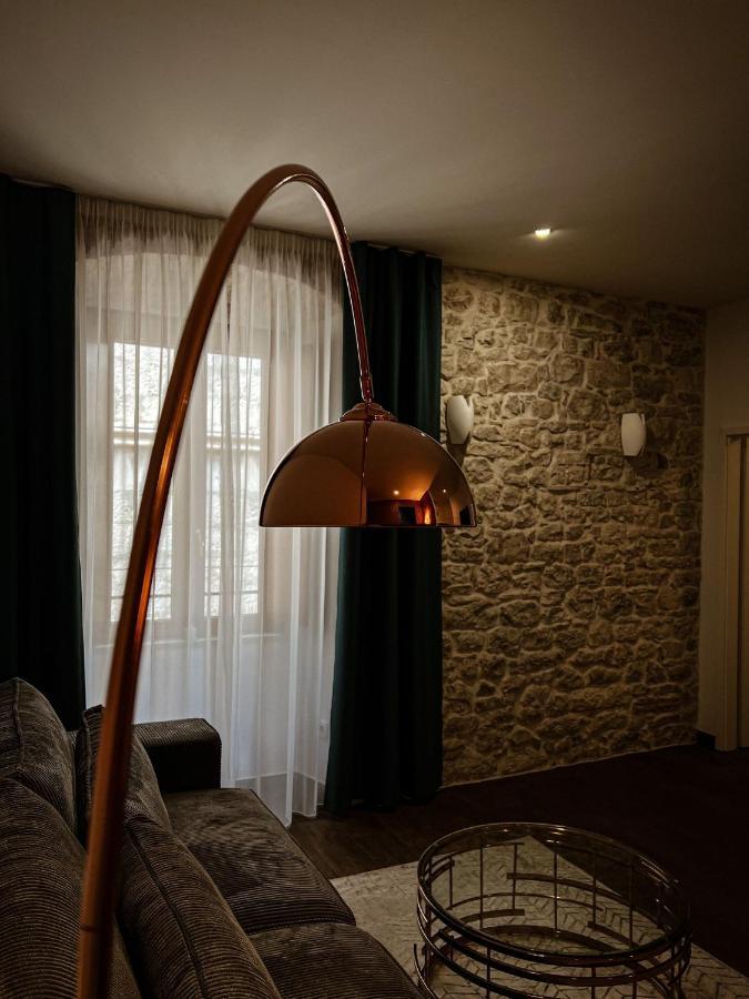 Borna And Franko Rooms Split City Centre Exterior photo